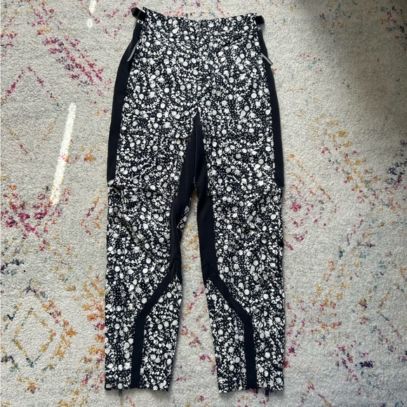 Free People Love You Back Floral Ski Shell Pant in Black & White sz XS - Picture 3 of 7